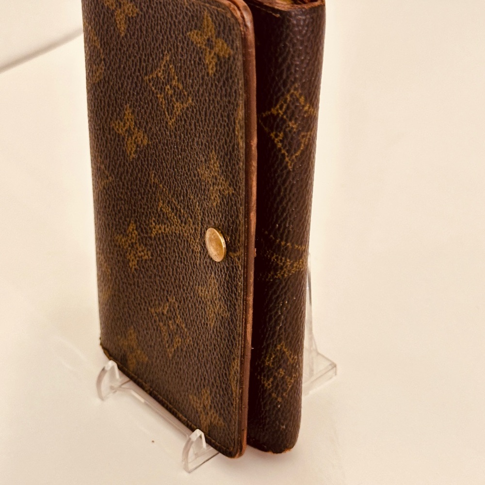 Louis Vuitton Brown Monogram Bifold Wallet - Picture 4 of 13